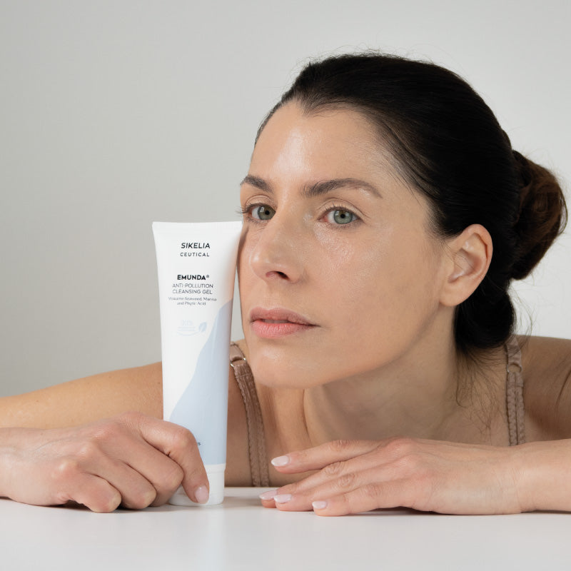 Emunda Antipollution Cleansing Gel