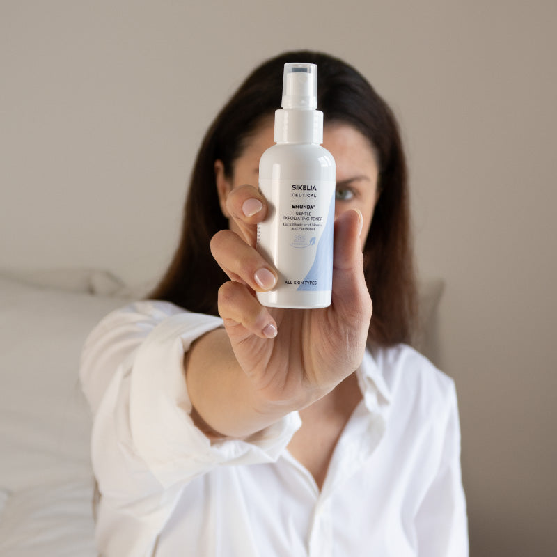 Emunda Gentle exfoliating toner